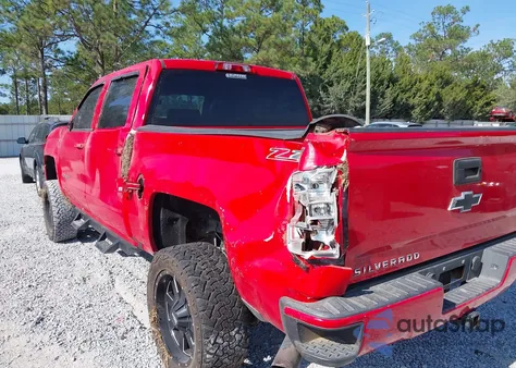 2017 Chevrolet Silverado 1500 2Lt z USA, uszkodzony, nr VIN 3GCUKREC5HG223659